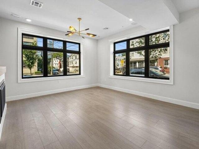 Condo for sale in Hudson, New Jersey