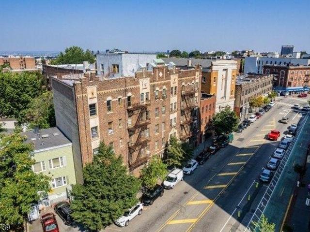 Condo for sale in Hudson, New Jersey