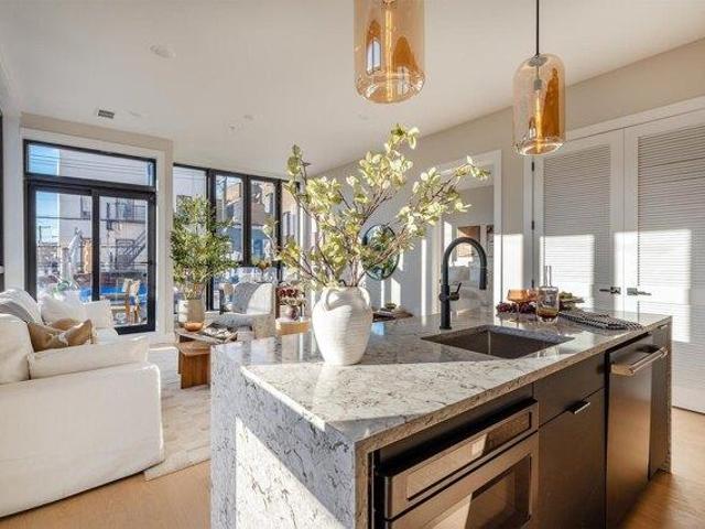 Condo for sale in Hudson, New Jersey