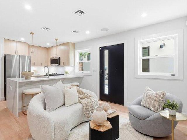 Condo for sale in Hudson, New Jersey
