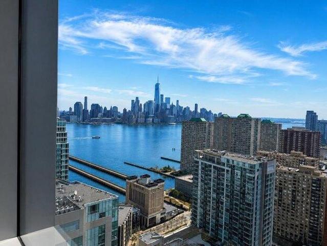 Condo for sale in Hudson, New Jersey