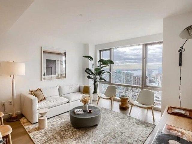 Condo for sale in Hudson, New Jersey