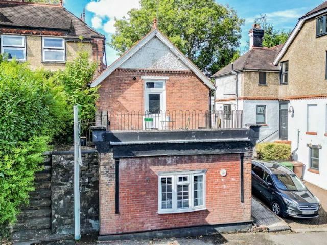 House for sale in Ockley, Tunbridge Wells