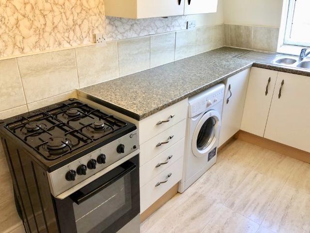 House for rent in Cattedown, Mount Wise