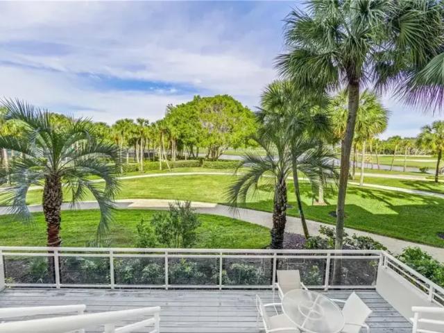 Apartment for sale in Longboat Key, Florida