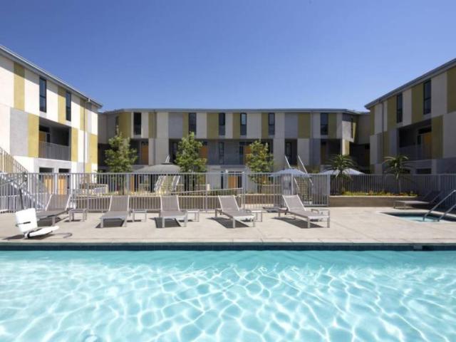 Condo for rent in Canoga Park, California