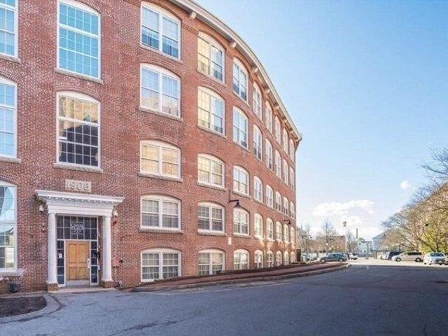 Condo for sale in Lowell, Massachusetts