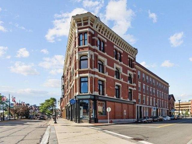 Condo for sale in Merrimack-Middle Street Historic District, Lowell