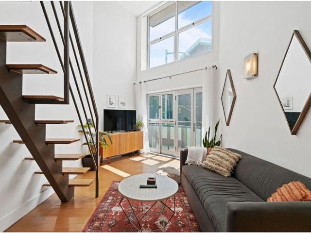Apartment for sale in Arverne, New York
