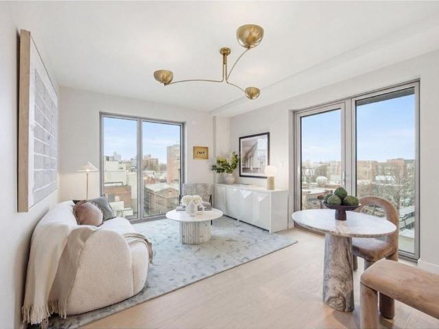 Apartment for sale in Queens, Arverne