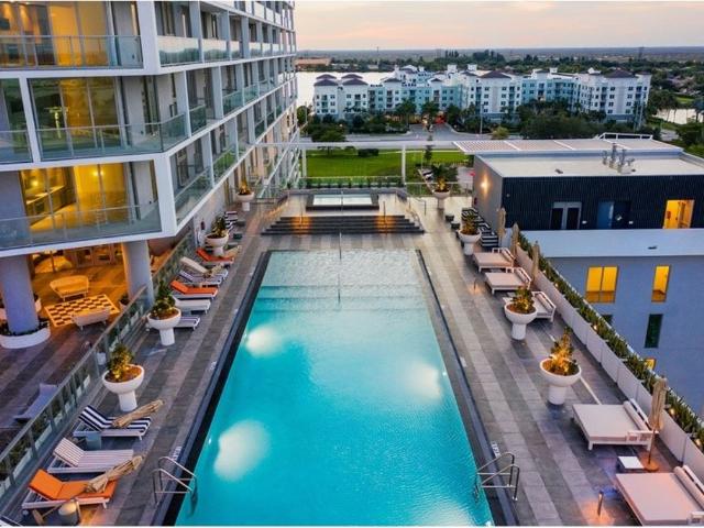 Apartment for sale in Sunrise, Florida