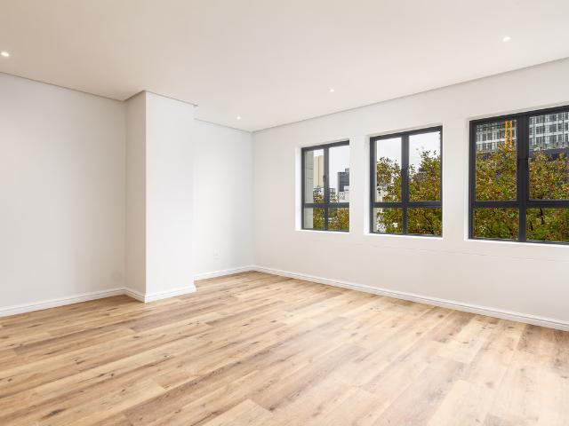 Apartment for rent in Foreshore, Cape Town