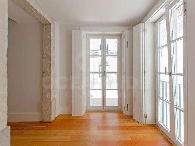 Apartamento alugar em Rio Maior, Santarém