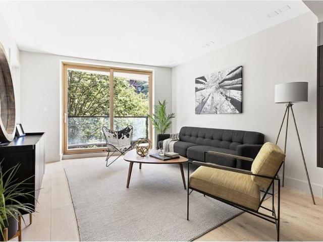 Apartment for sale in Arverne, New York