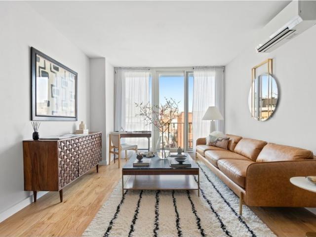 Apartment for sale in Arverne, New York