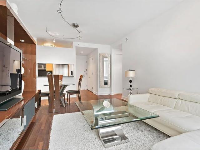 Apartment for sale in Arverne, New York