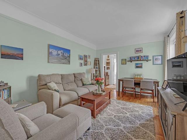 Apartment for sale in Arverne, New York
