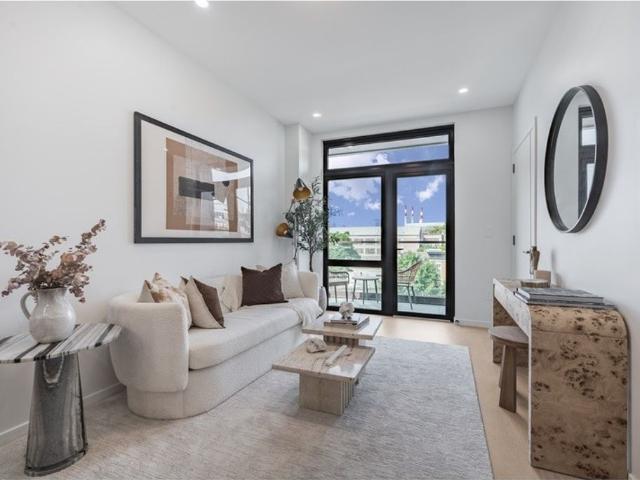 Apartment for sale in Queens, Arverne