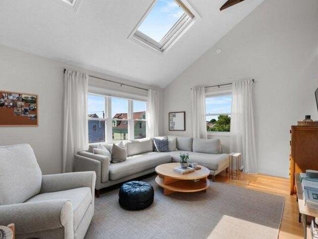 Condo for sale in Lynn, Essex County
