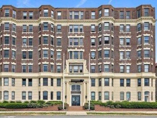 Condo for sale in Lynn, Essex County
