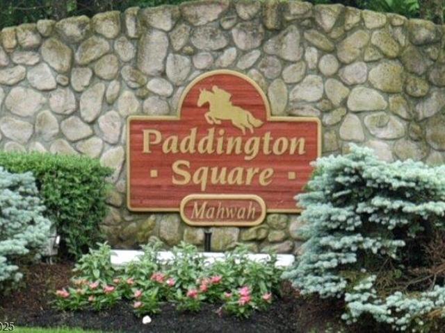 Condo for sale in Paddington Square, Mahwah