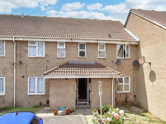 Maisonette for sale in Scrattons Farm, Greater London