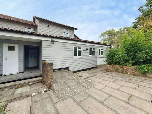 Maisonette for sale in Essex