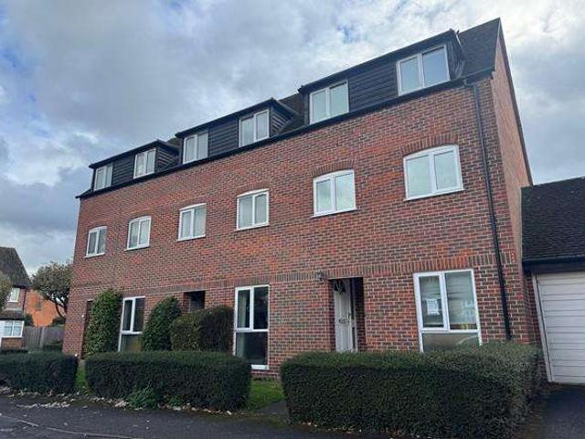 Maisonette for sale in Newbury, West Berkshire