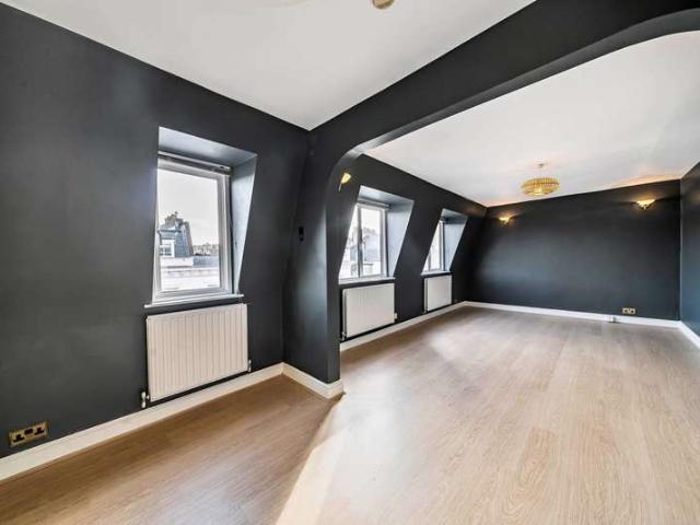 Duplex for sale in Pimlico, Pimlico