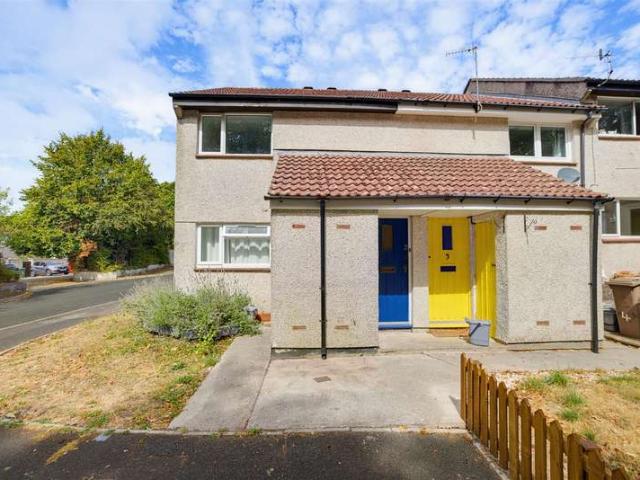 Maisonette for sale in Mount Wise