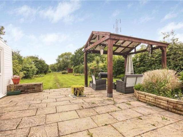Maisonette for rent