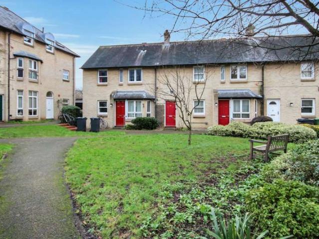 Maisonette for sale in Arbury, Cambridgeshire