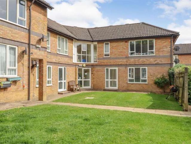 Maisonette for sale in Horsham, West Sussex