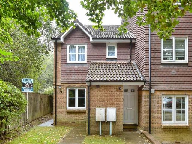 Maisonette for sale in Maidenbower, Crawley