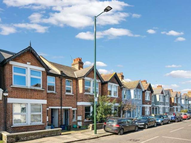 Duplex for sale in Barnes, Mortlake