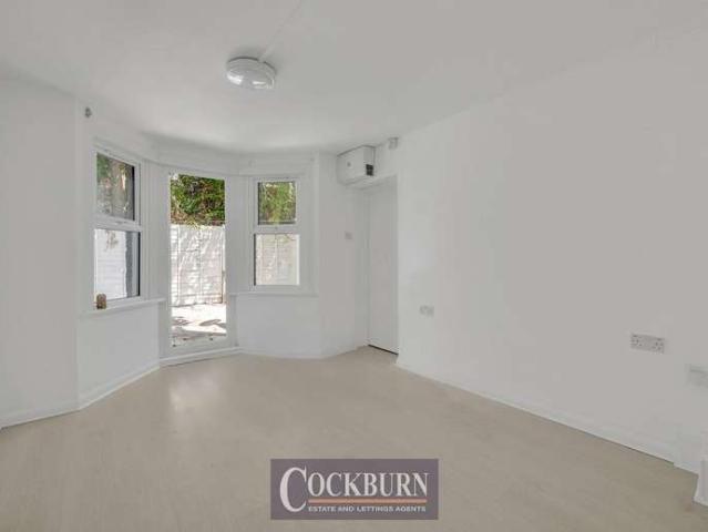 Maisonette for rent in London Borough of Lewisham, Greater London
