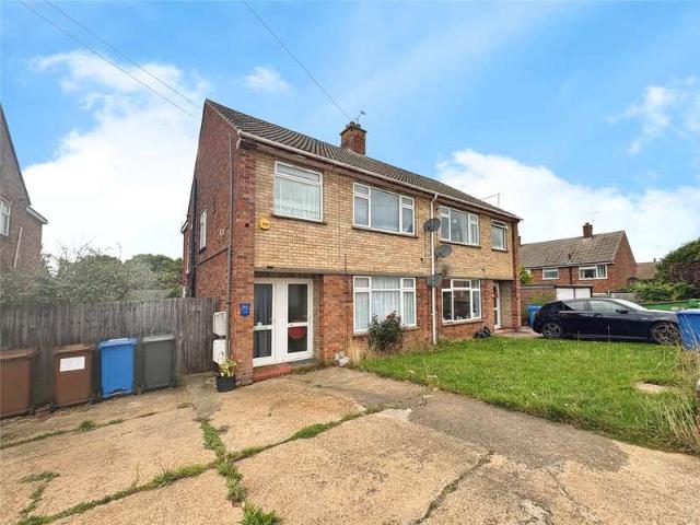 Maisonette for sale in Key Street, Suffolk