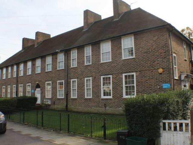 Maisonette for rent in Elmstead, Greater London