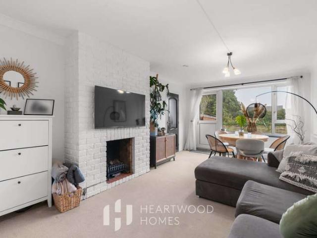 Maisonette for sale in St Albans, Five Acres