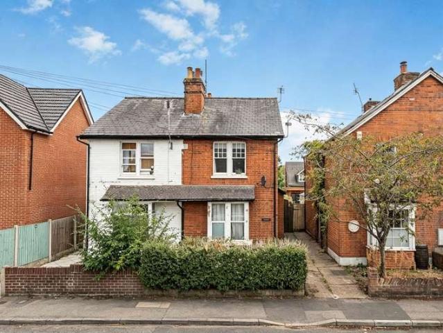 Maisonette for sale in Row Town, Surrey