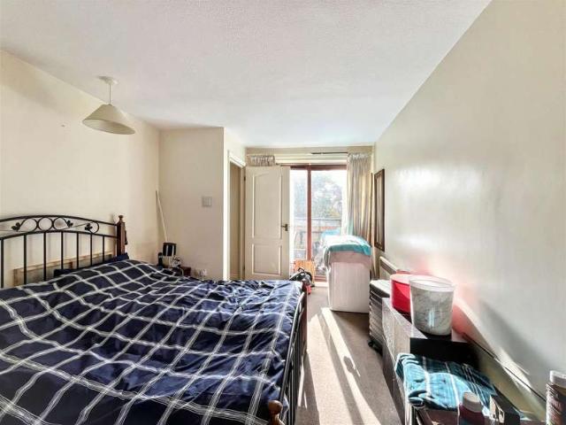 Maisonette for sale in East Bank, Norfolk