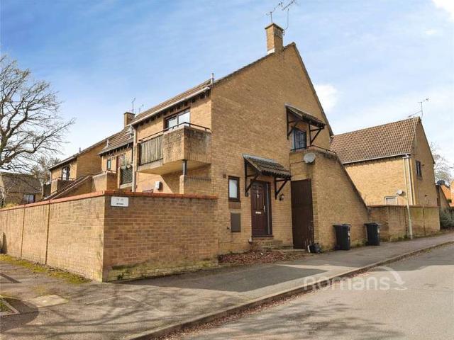 Maisonette for sale in Earley