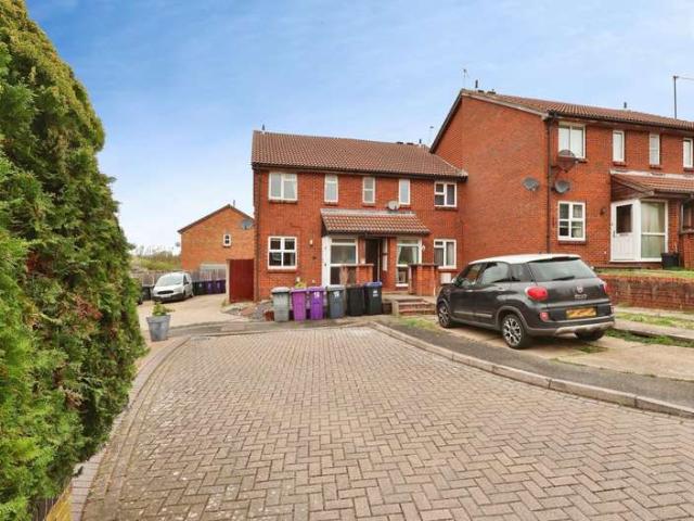 Maisonette for sale in King's Walden, Hertfordshire