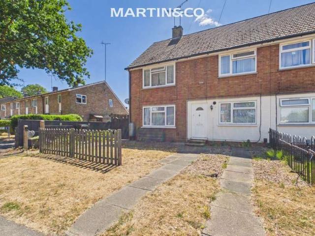 Maisonette for sale in Wokingham