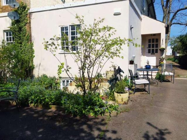 Maisonette for sale in Slough