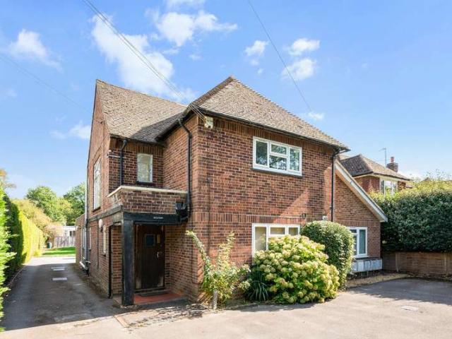Maisonette for sale in Edenbridge, Sevenoaks