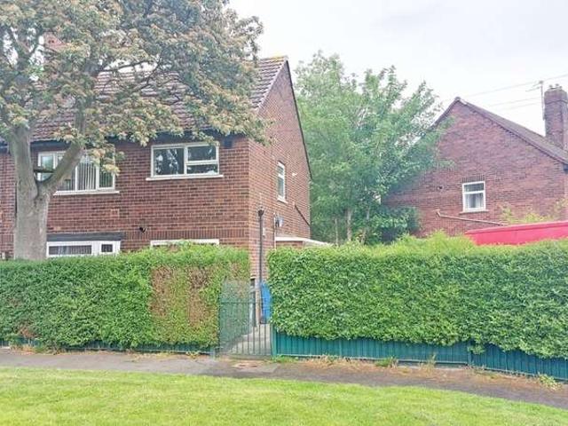 Maisonette for sale in Halton View, Widnes