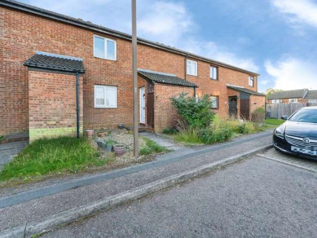 Maisonette for rent in Two Mile Ash, Milton Keynes