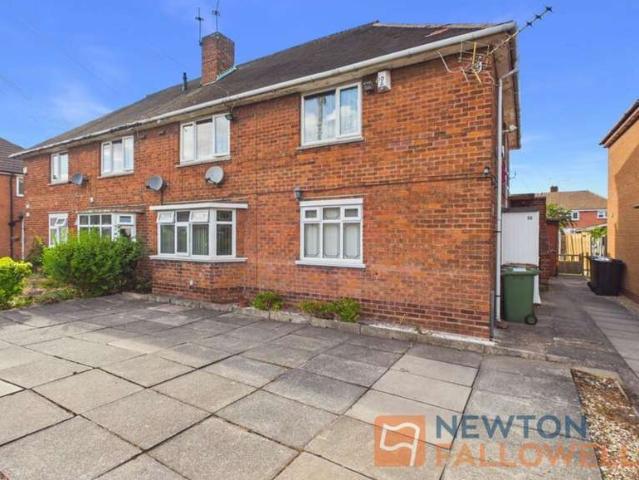 Maisonette for sale in Bloxwich, West Midlands