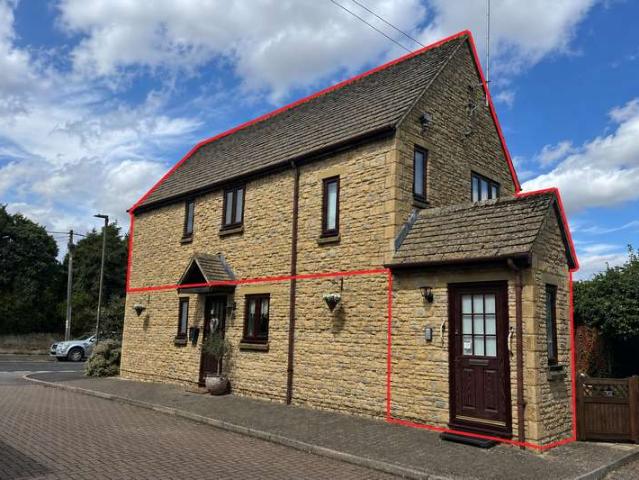 Maisonette for sale in Great Faringdon, Dromore